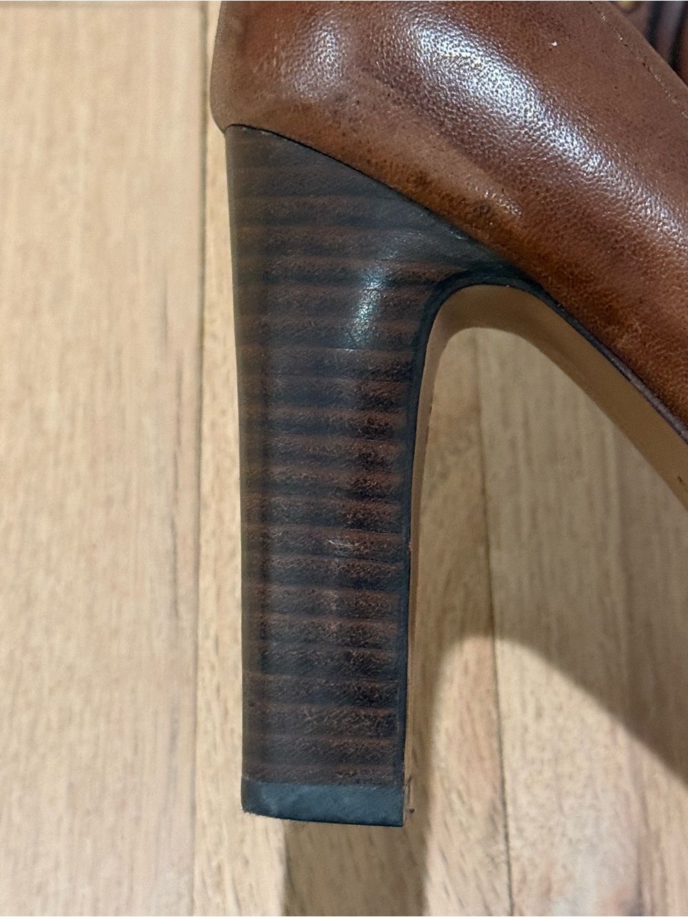 Coach Brown Leather Pump with Gold Horsebit Accent - Size 9 - Picture 6 of 9